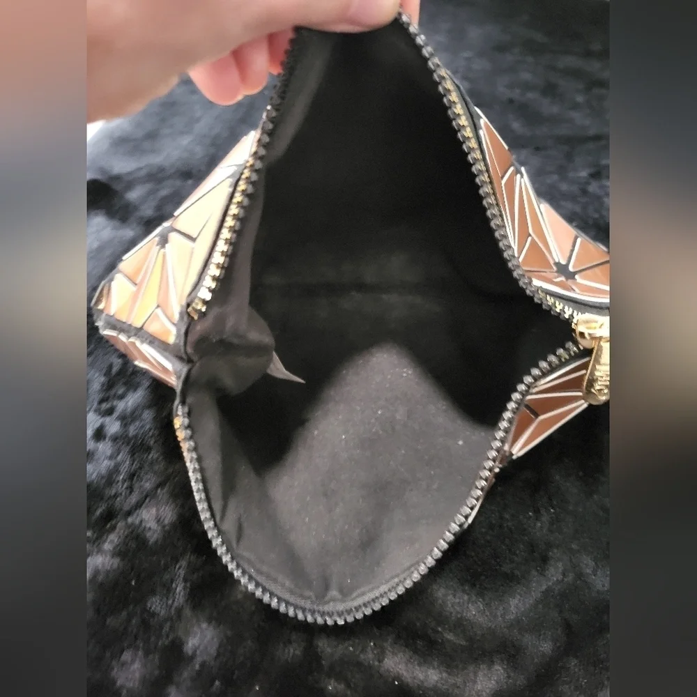 Imoshion - Geometric Bronze/Black Cosmetic Bag
